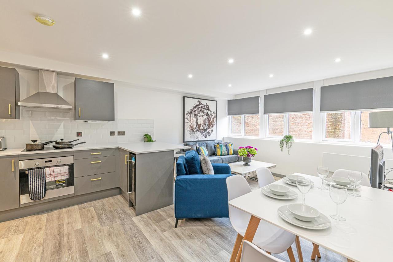 Charles House Serviced Apartments Preston  Dış mekan fotoğraf
