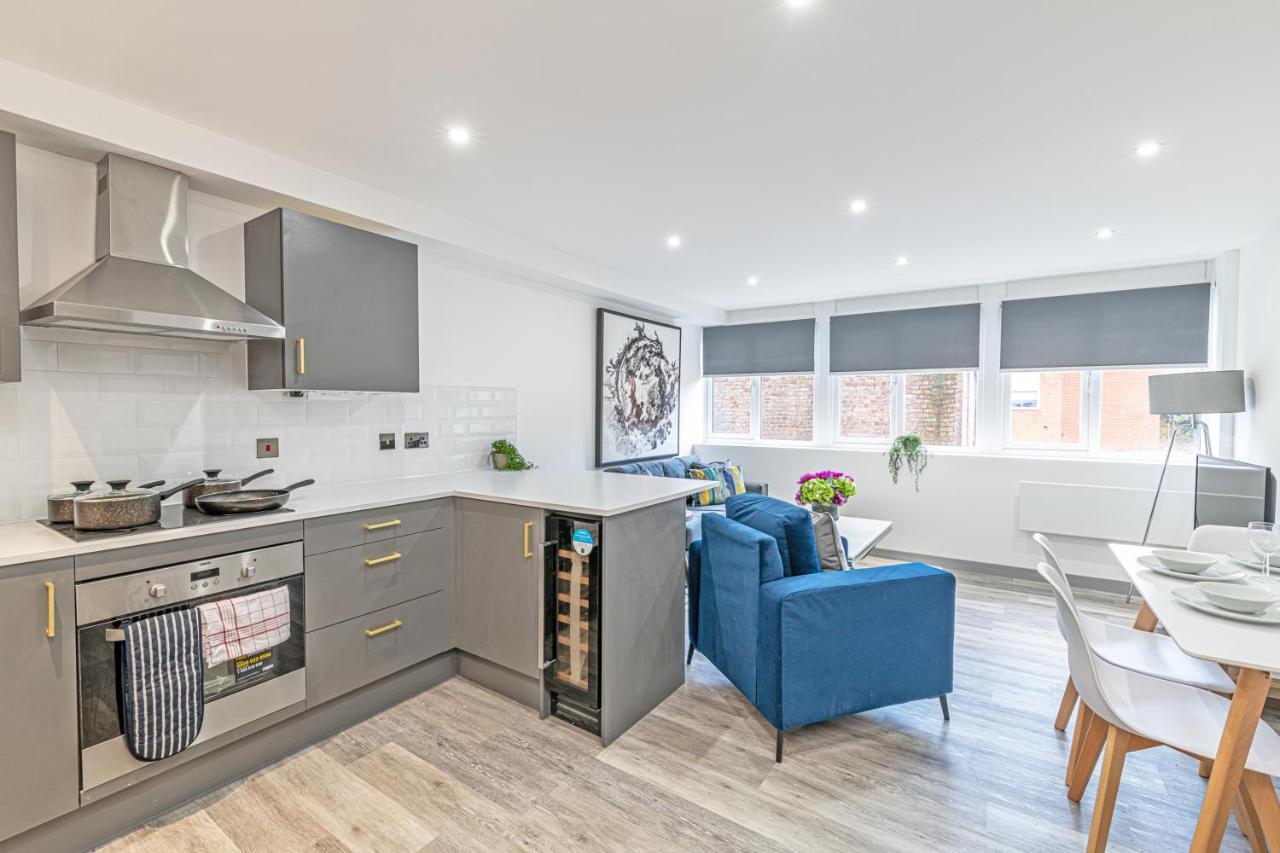 Charles House Serviced Apartments Preston  Dış mekan fotoğraf