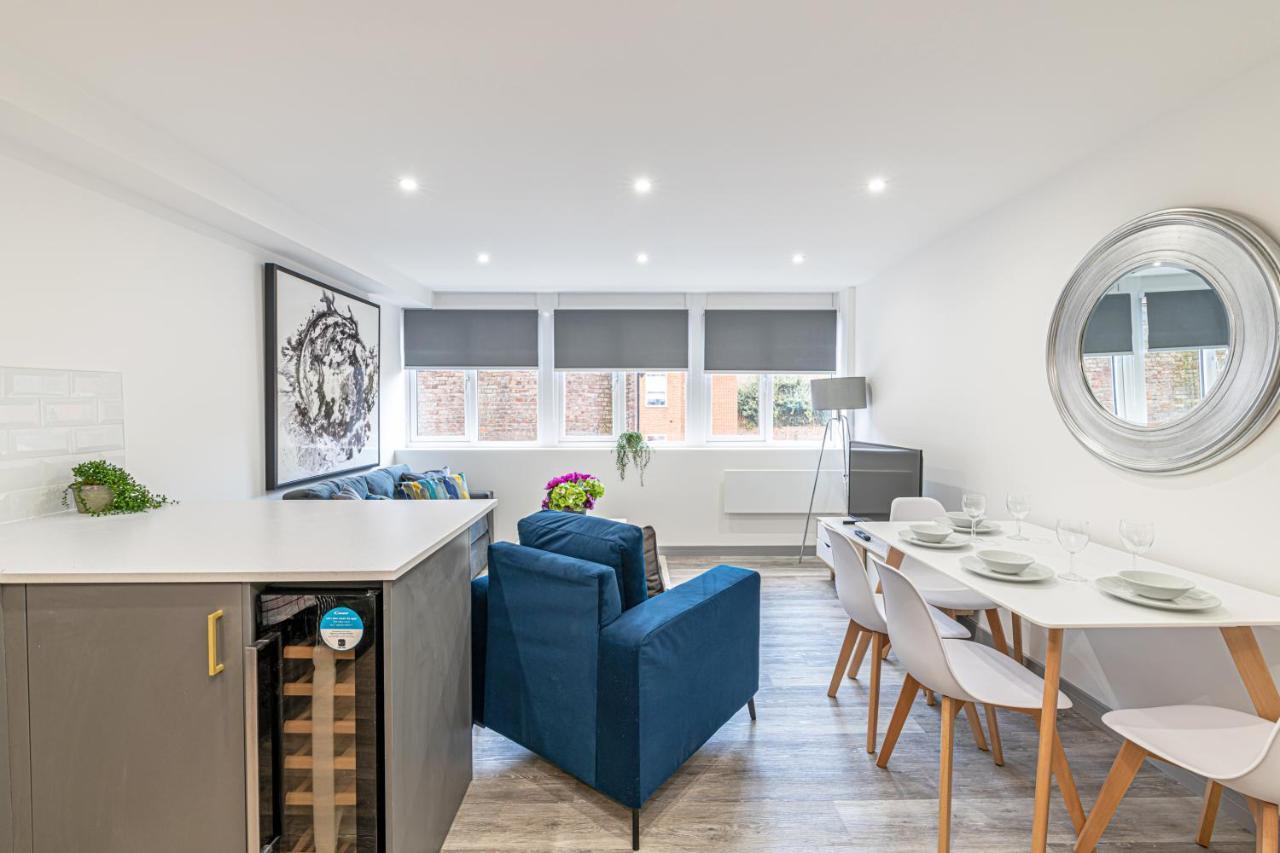 Charles House Serviced Apartments Preston  Dış mekan fotoğraf