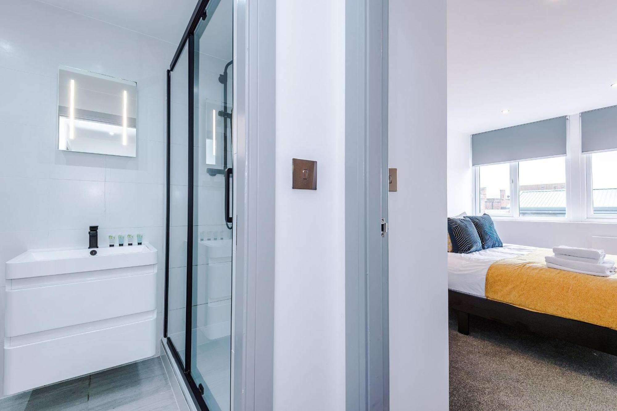 Charles House Serviced Apartments Preston  Dış mekan fotoğraf