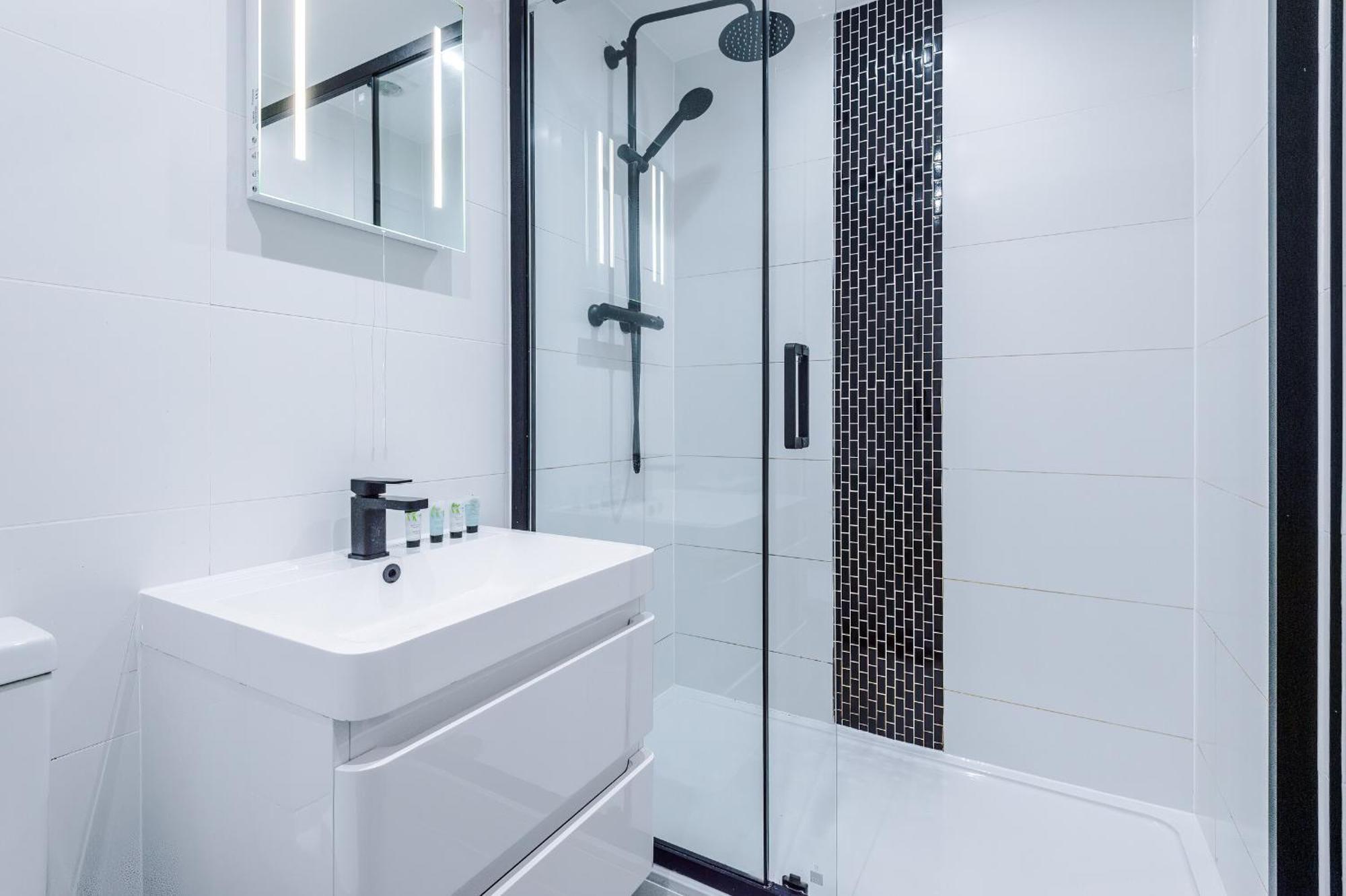 Charles House Serviced Apartments Preston  Dış mekan fotoğraf